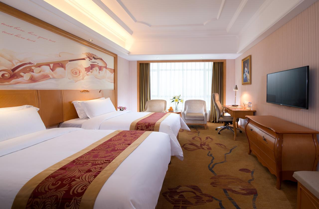 Vienna 3 Best Hotel Meilong Road Shenzhen Exterior foto